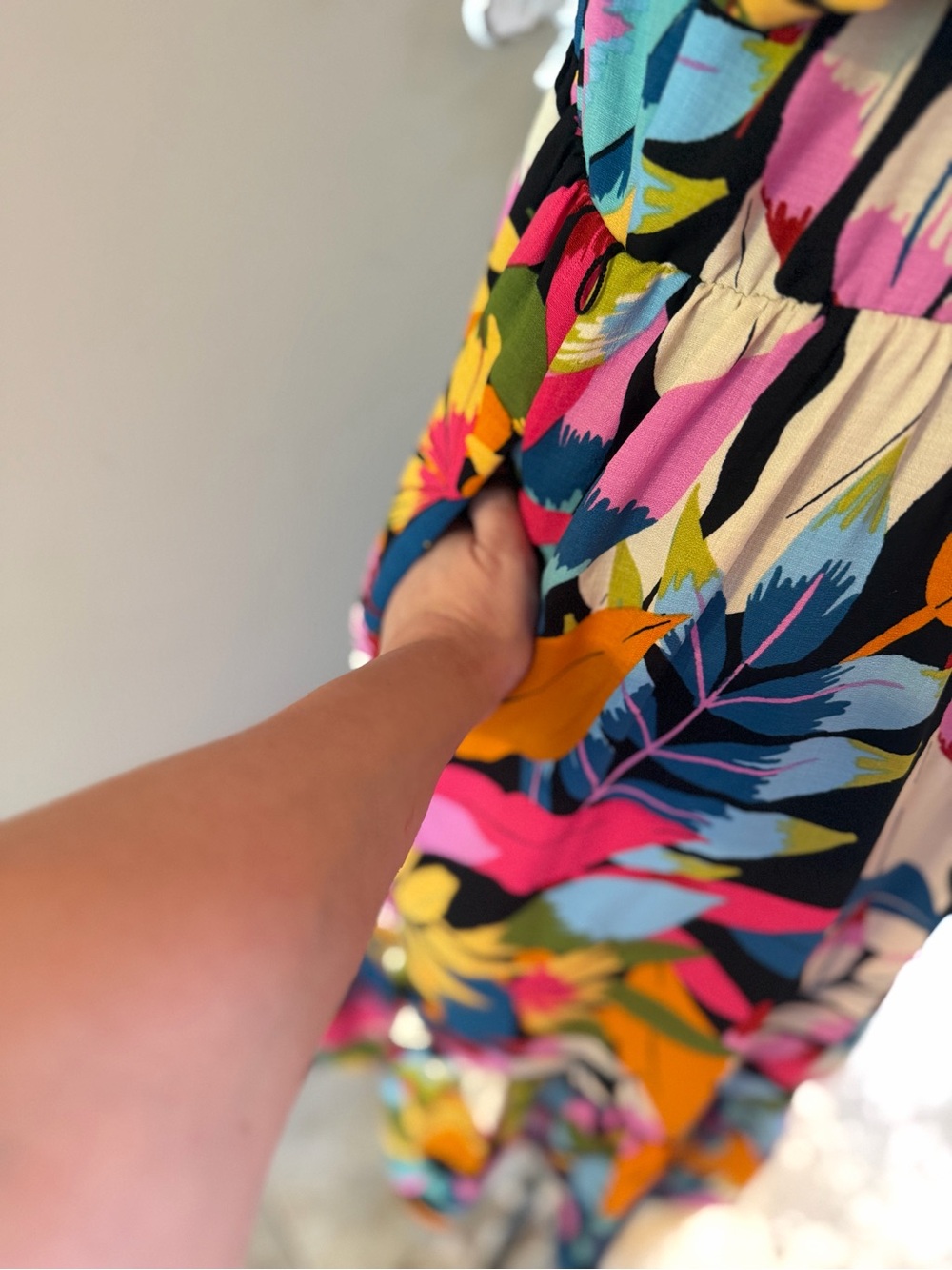 Maia Tropical Print Puff Sleeve Dress – Size 8 - Picture 5 of 7